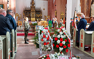 Uroczystości pogrzebowe majora Józefa Rusaka. Był jednym z pierwszych żołnierzy 5. Wileńskiej Brygady AK